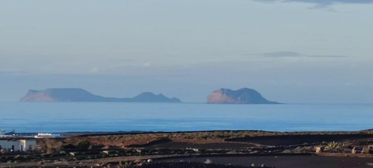 Paisaje Lunar Tinajo Εξωτερικό φωτογραφία